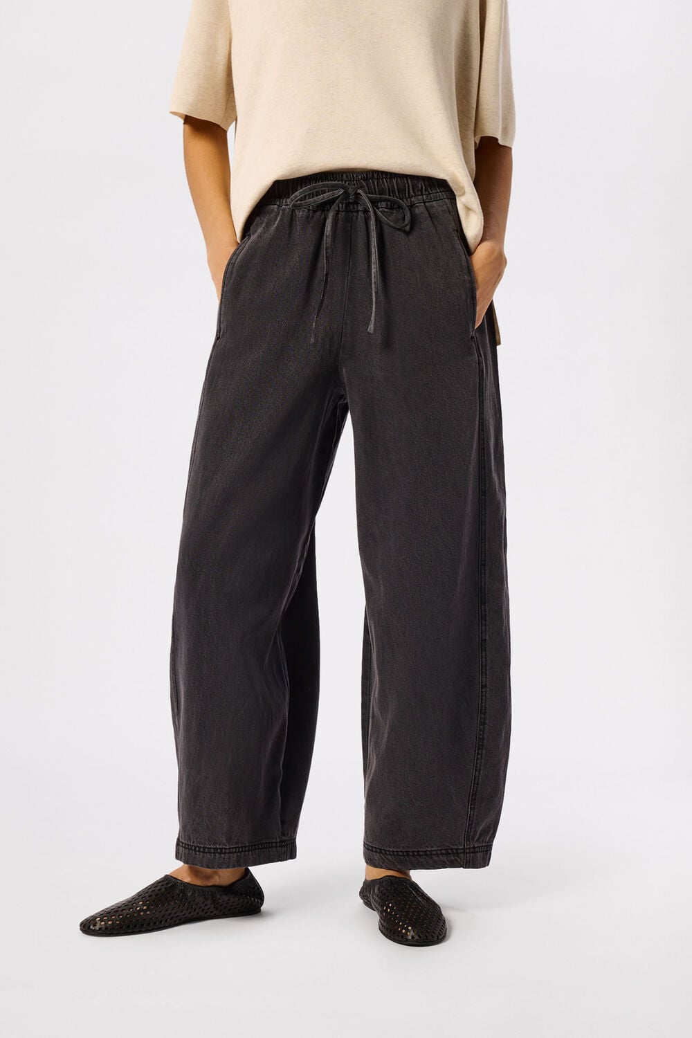 Petite Casual Denim Barrel Trouser