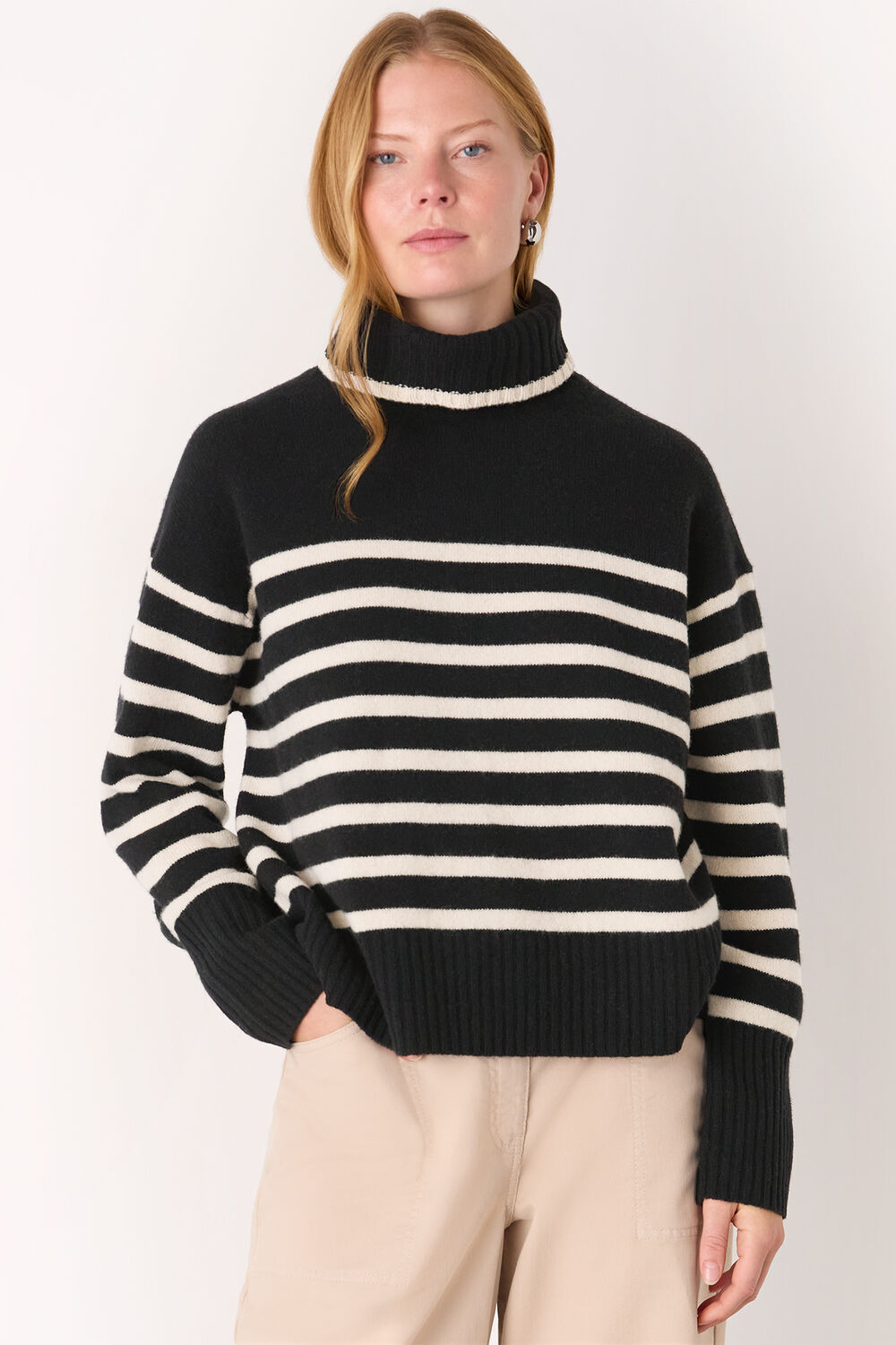 Stripe Wool Roll Neck