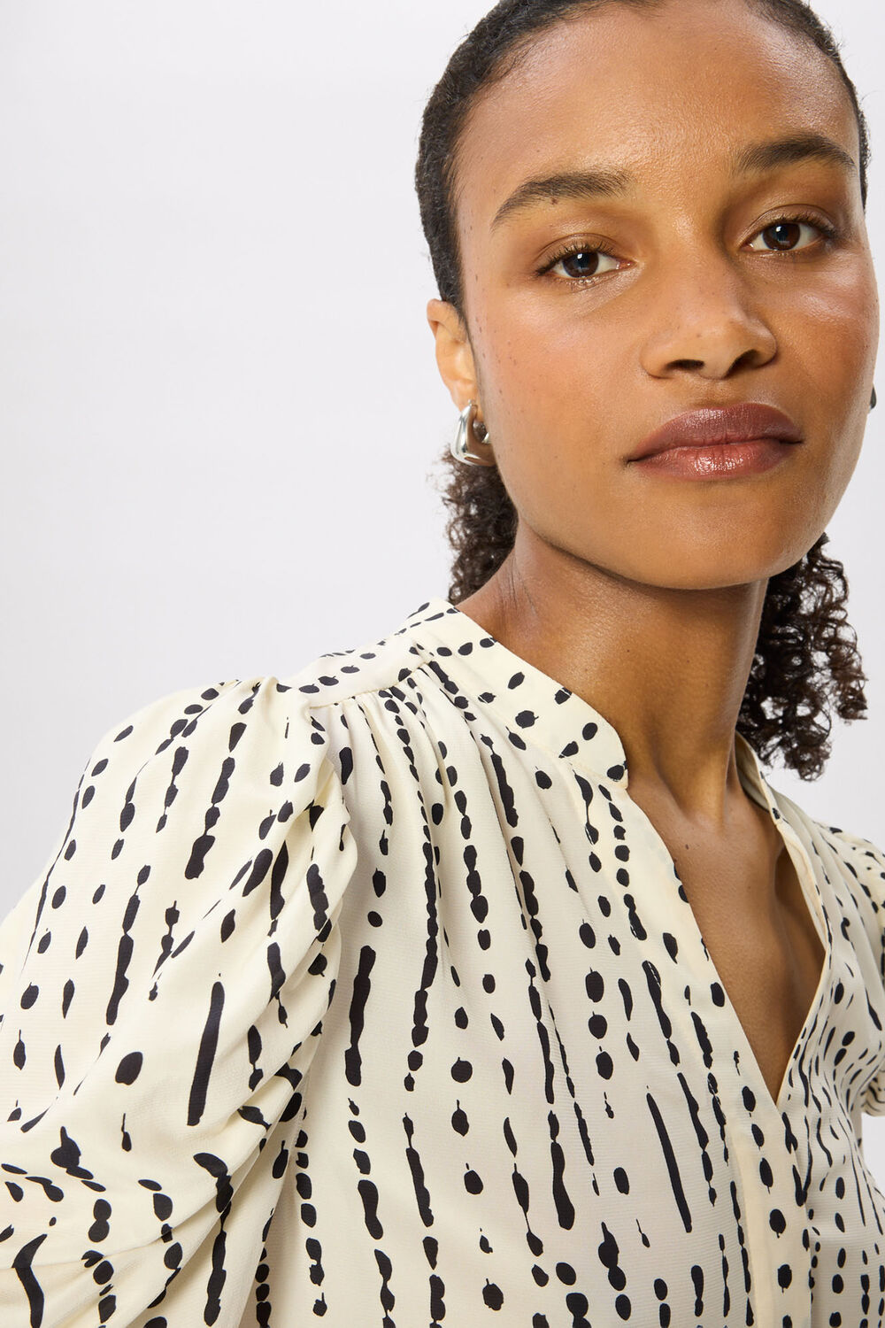 Dashed Spot Gathered Blouse