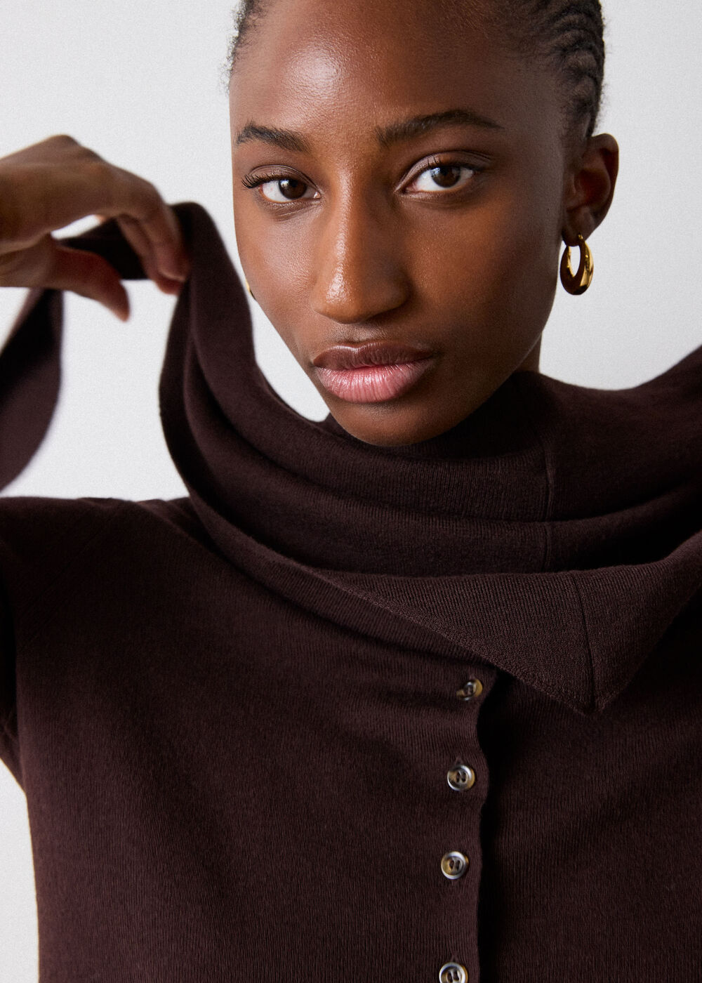 Crew Neck Scarf Cardigan