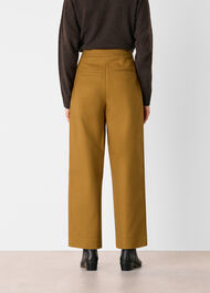 Side Pleat Tapered Trouser
