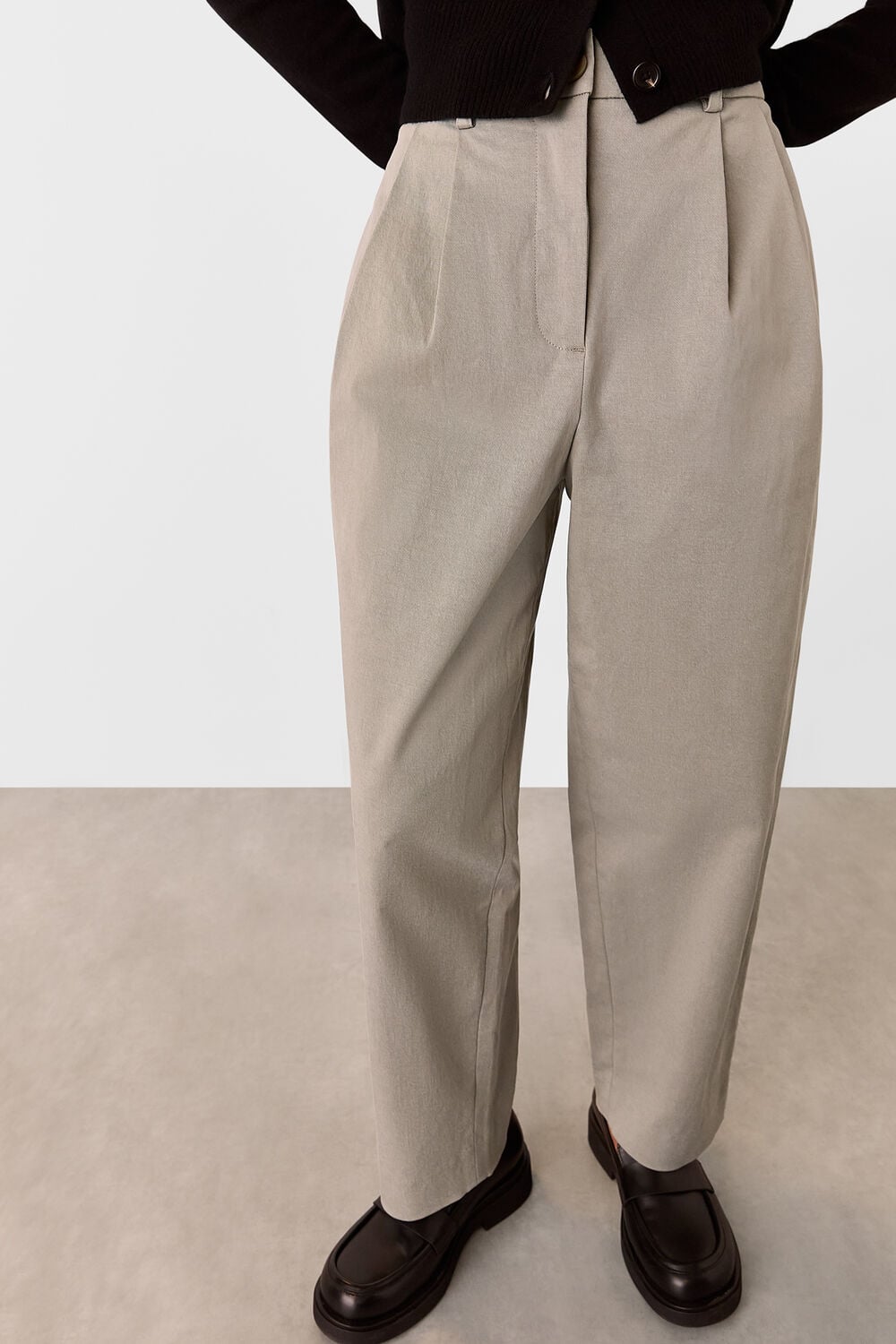 Petite Bethany Barrel Leg Trouser