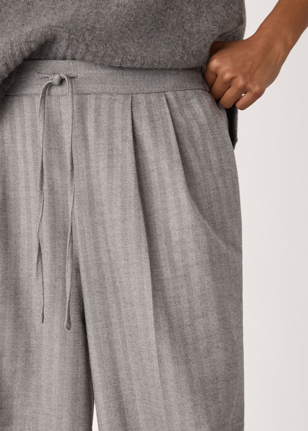 Petite Herringbone Wide Leg Trouser