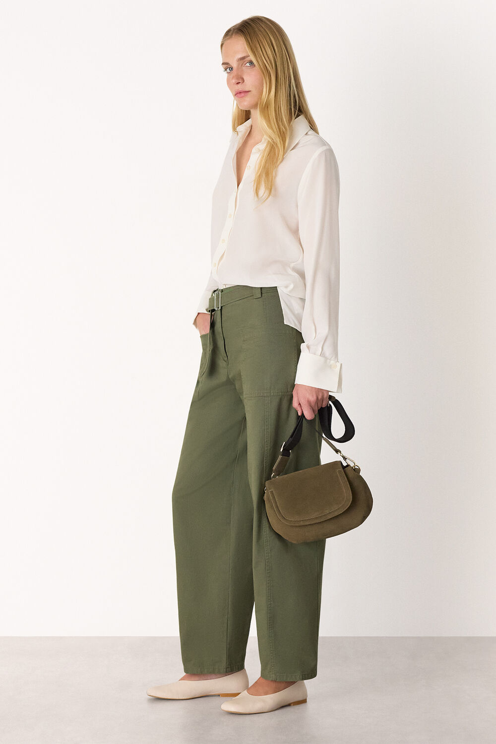 Belted Cotton Barrel Trouser