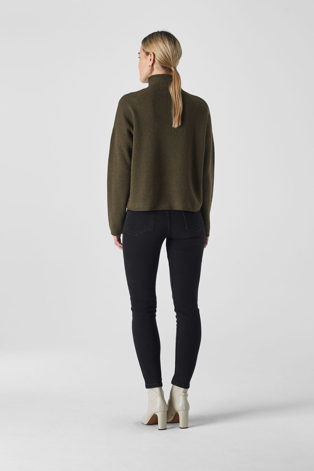 Black Stretch Sculpt Skinny Jean