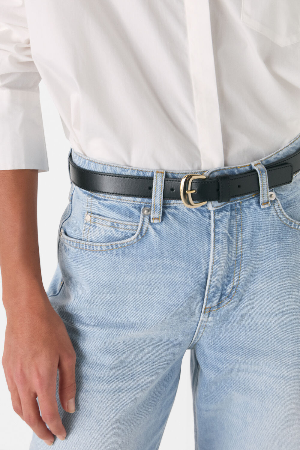 Light Wash Classic Straight Leg Jean
