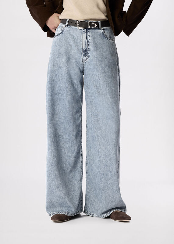 Light Wash Full Length Wide Leg Jean