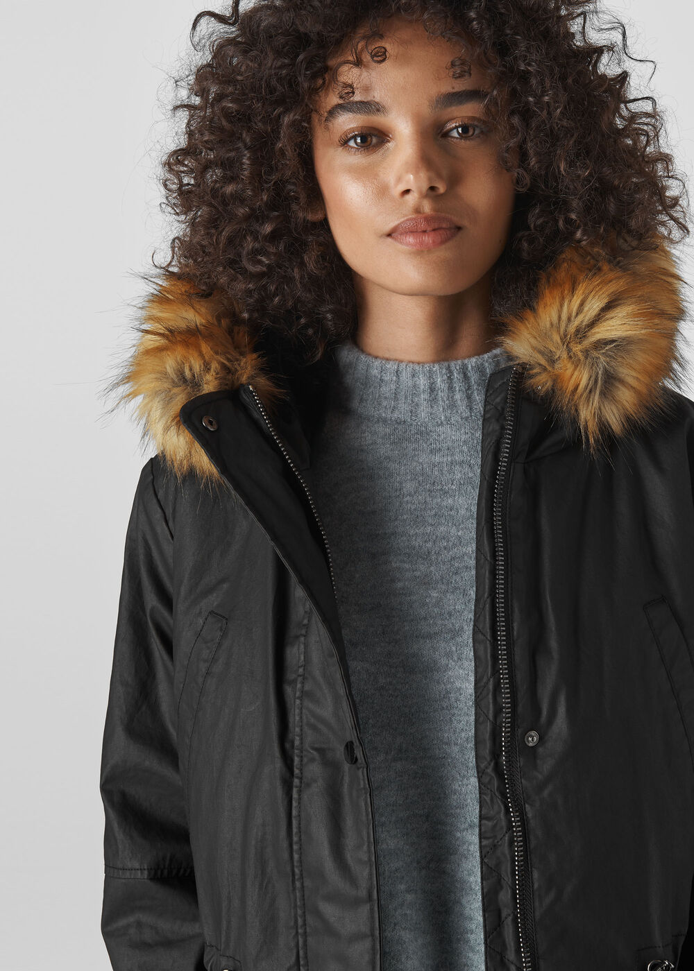 Willow Waxy Parka Black