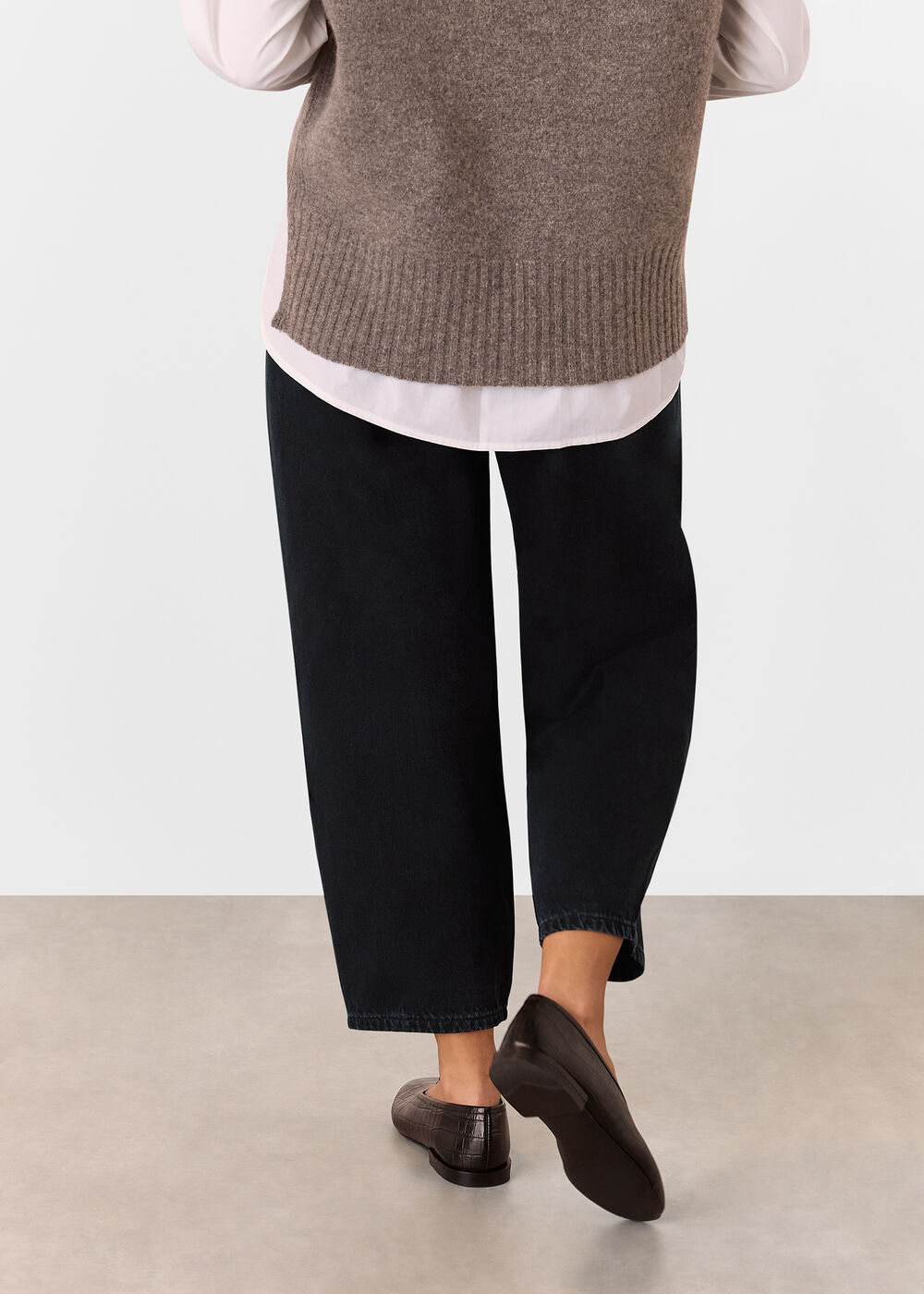 Petite Authentic Barrel Leg Jean