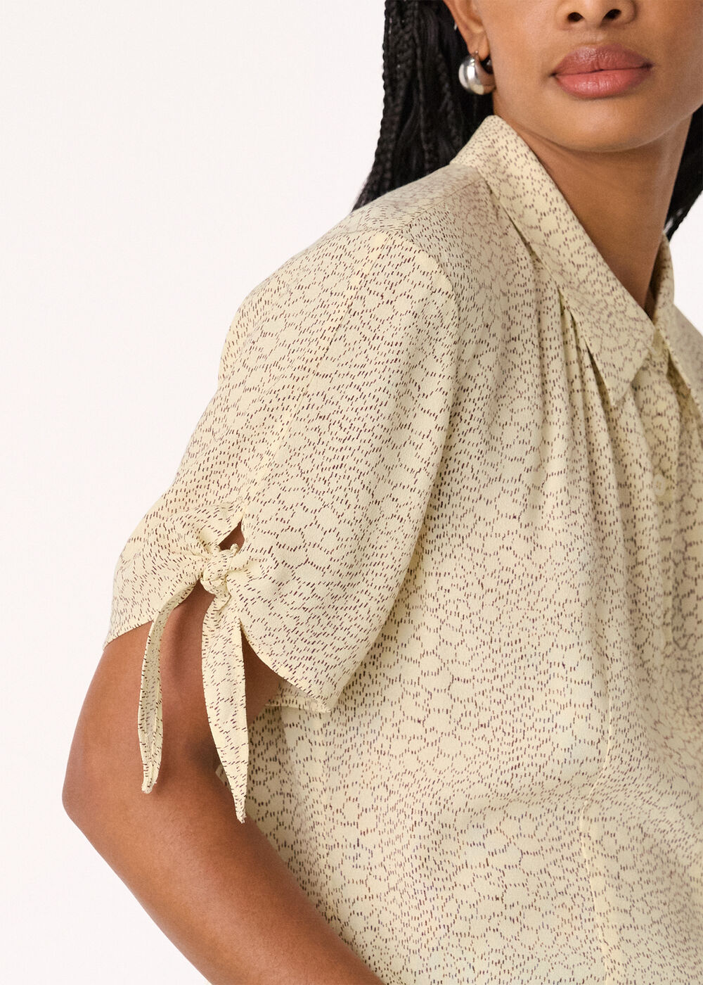 Dashed Marks Tie Sleeve Shirt