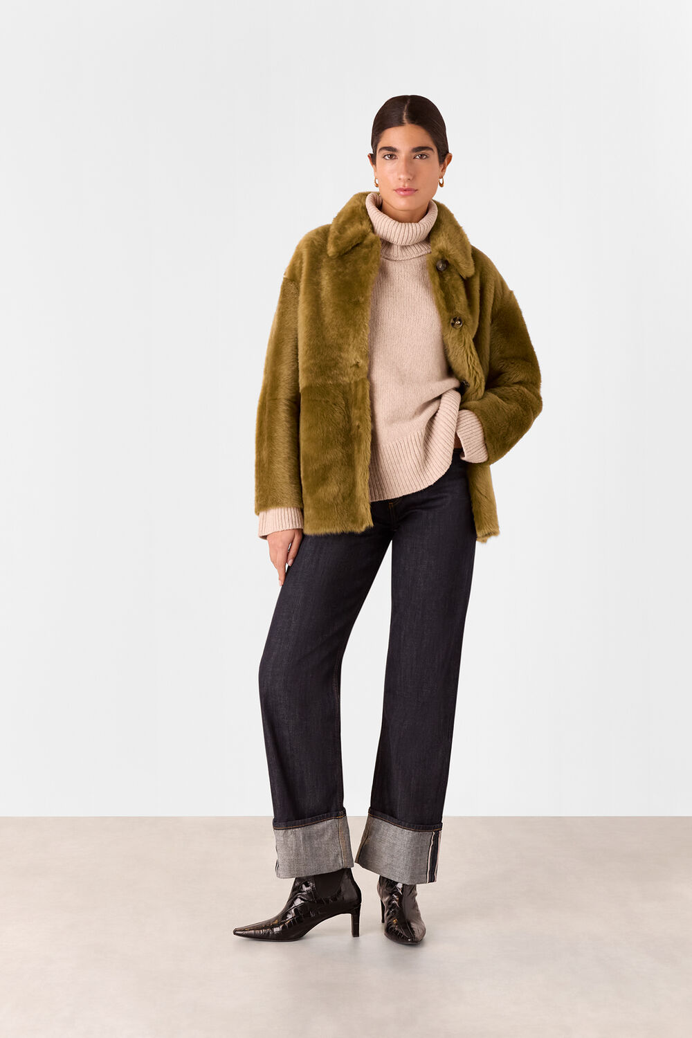 Olive Tamina Short Shearling Coat