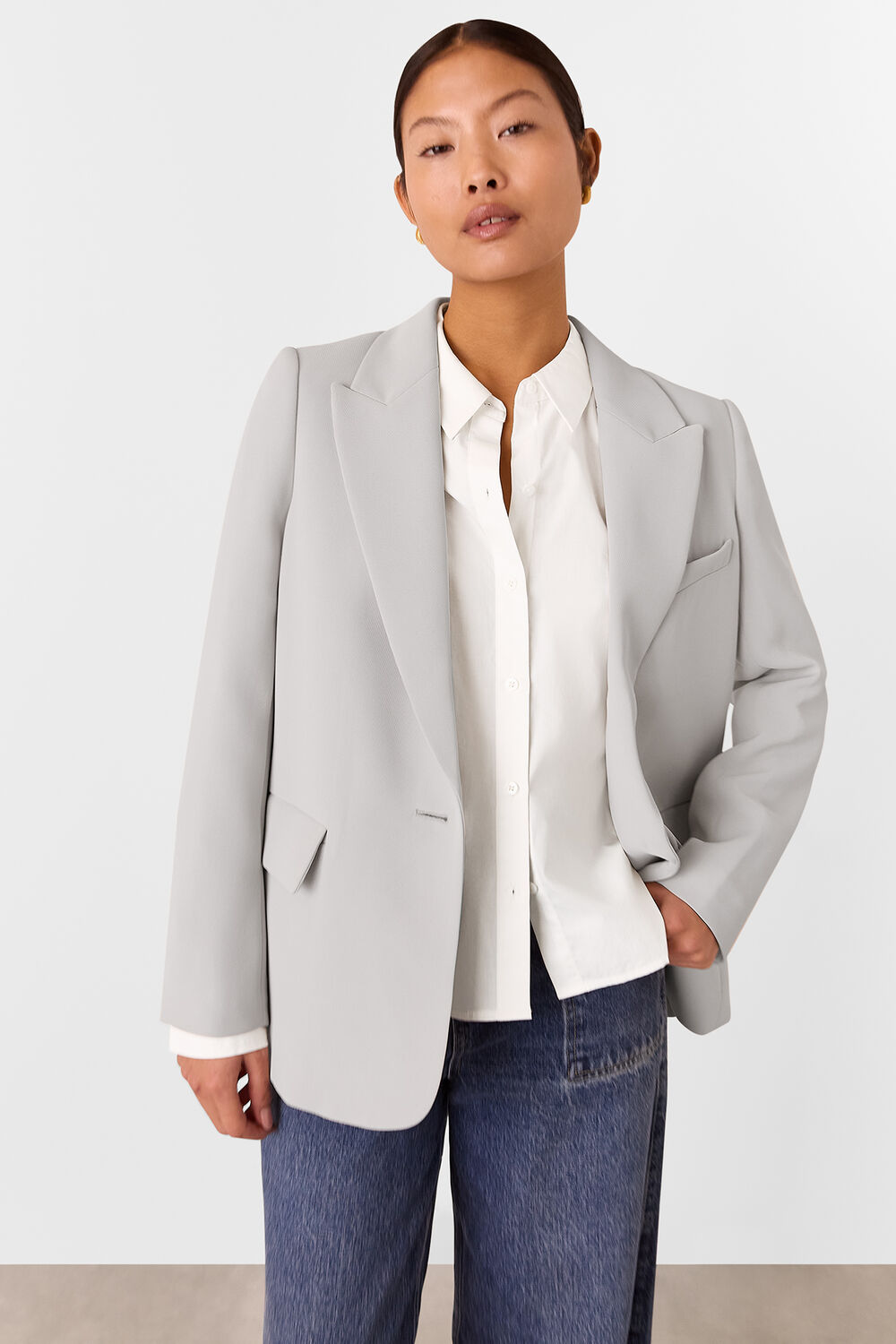 Neutral Petite Crepe Boyfriend Blazer