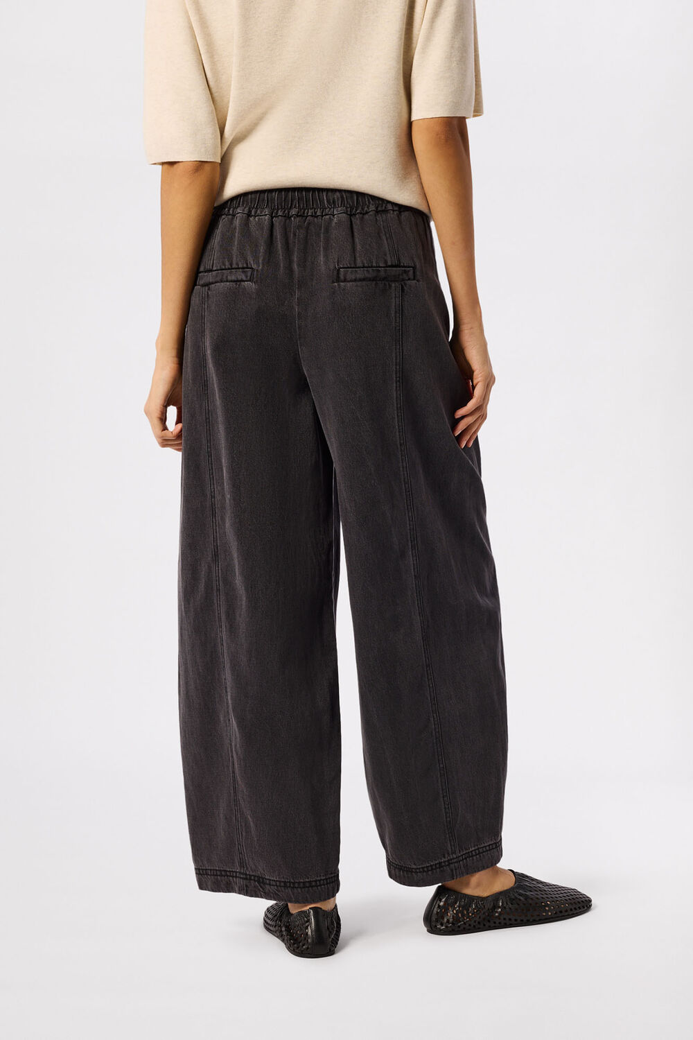 Petite Casual Denim Barrel Trouser