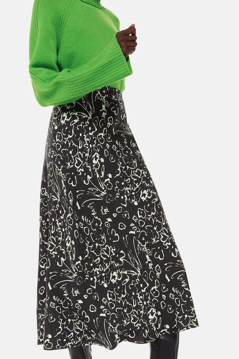 Black Scribble Bouquet Fluted Skirt