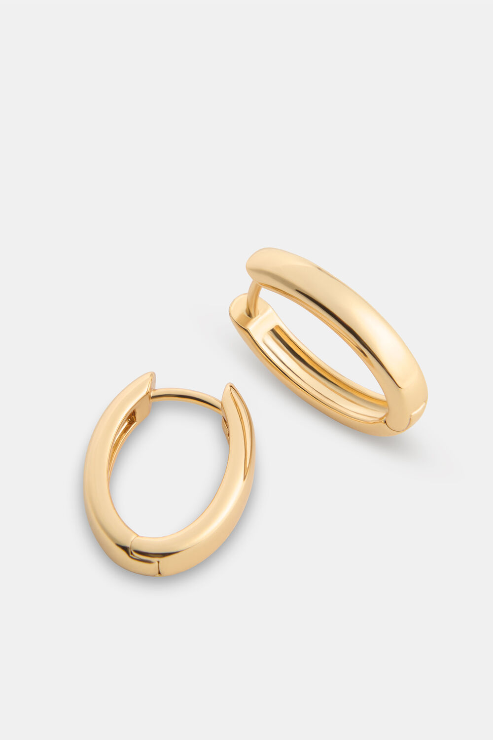 Gold Oval Earring