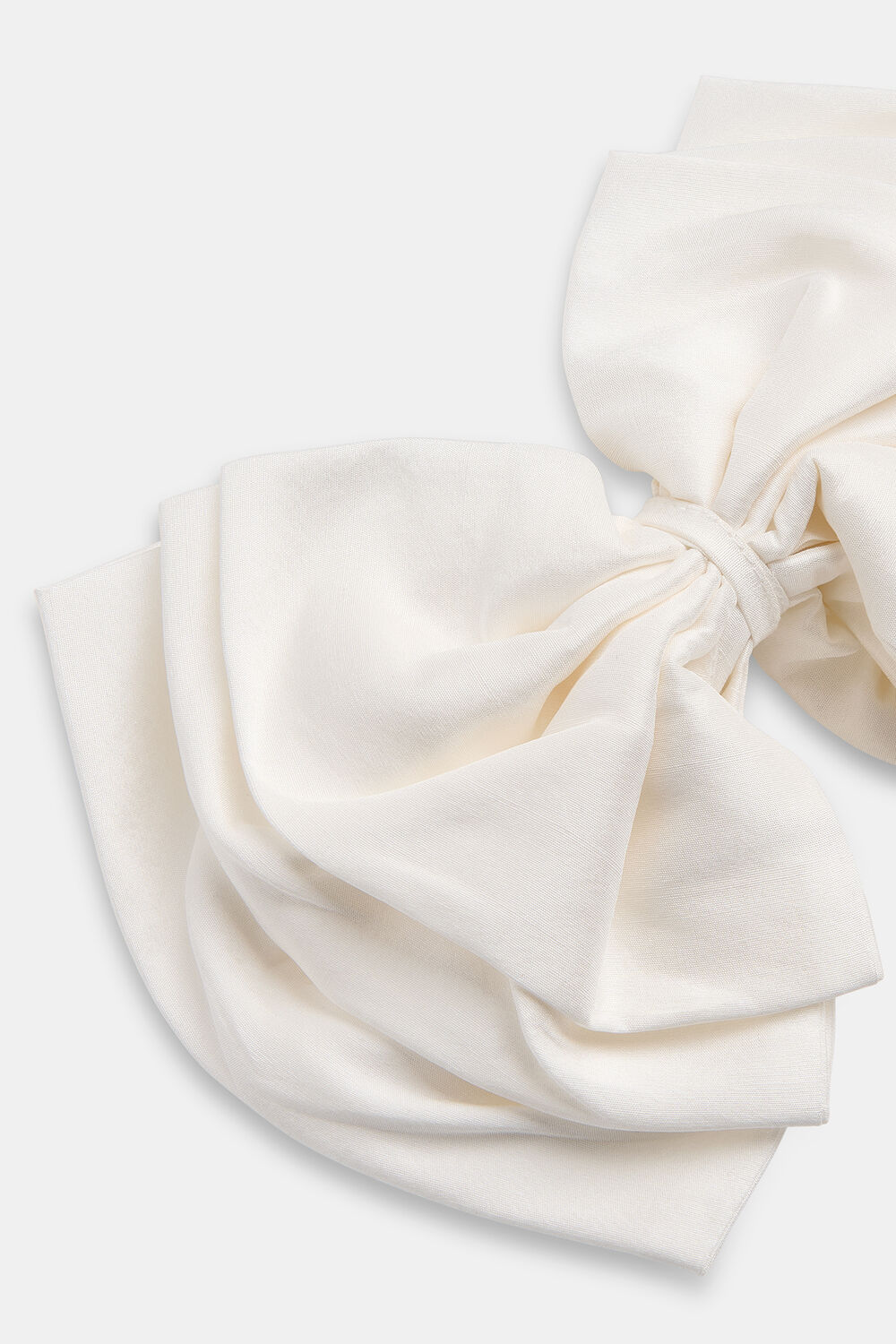Ivory Hai Gwyneth Barrette
