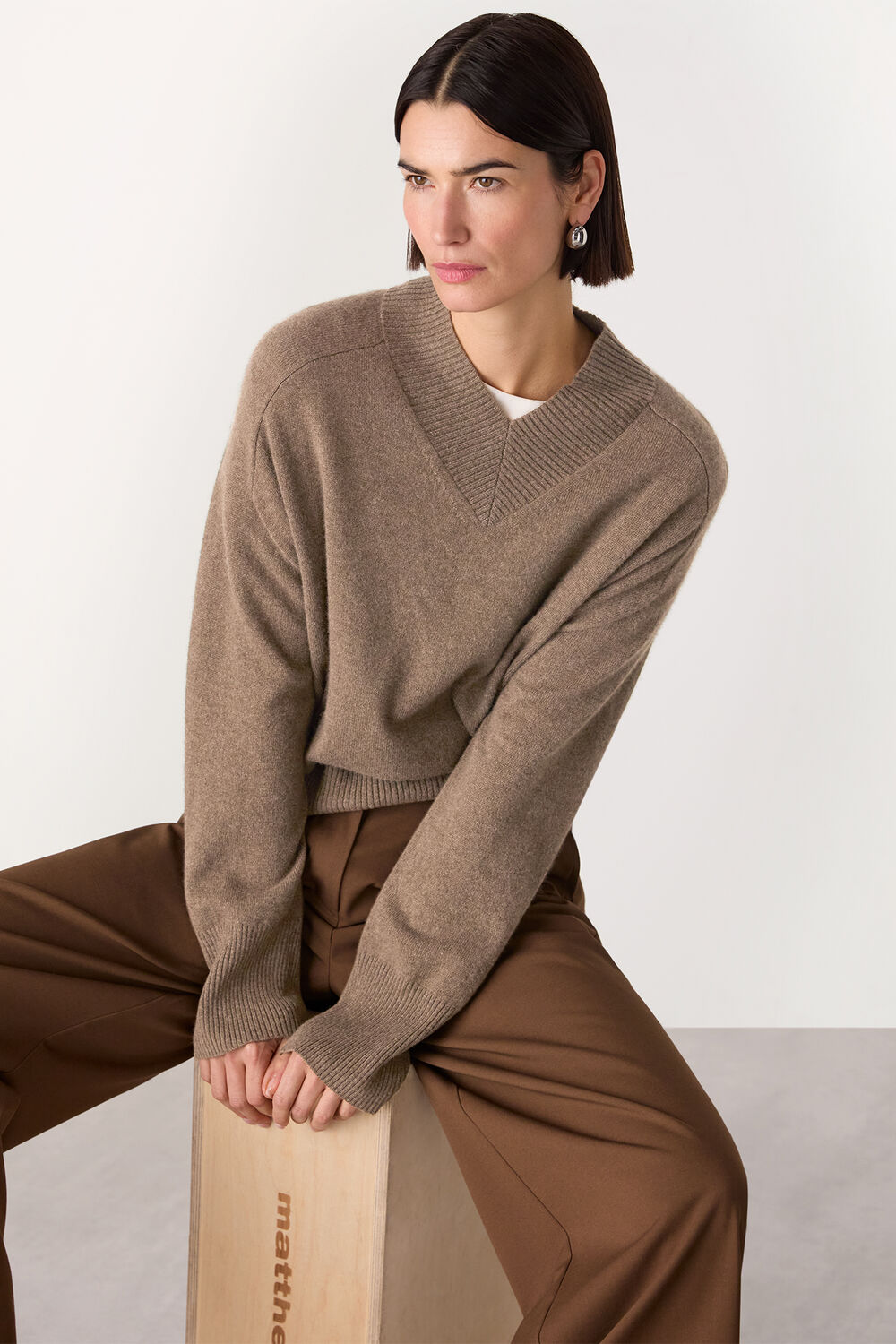 Cashmere V Neck Knit