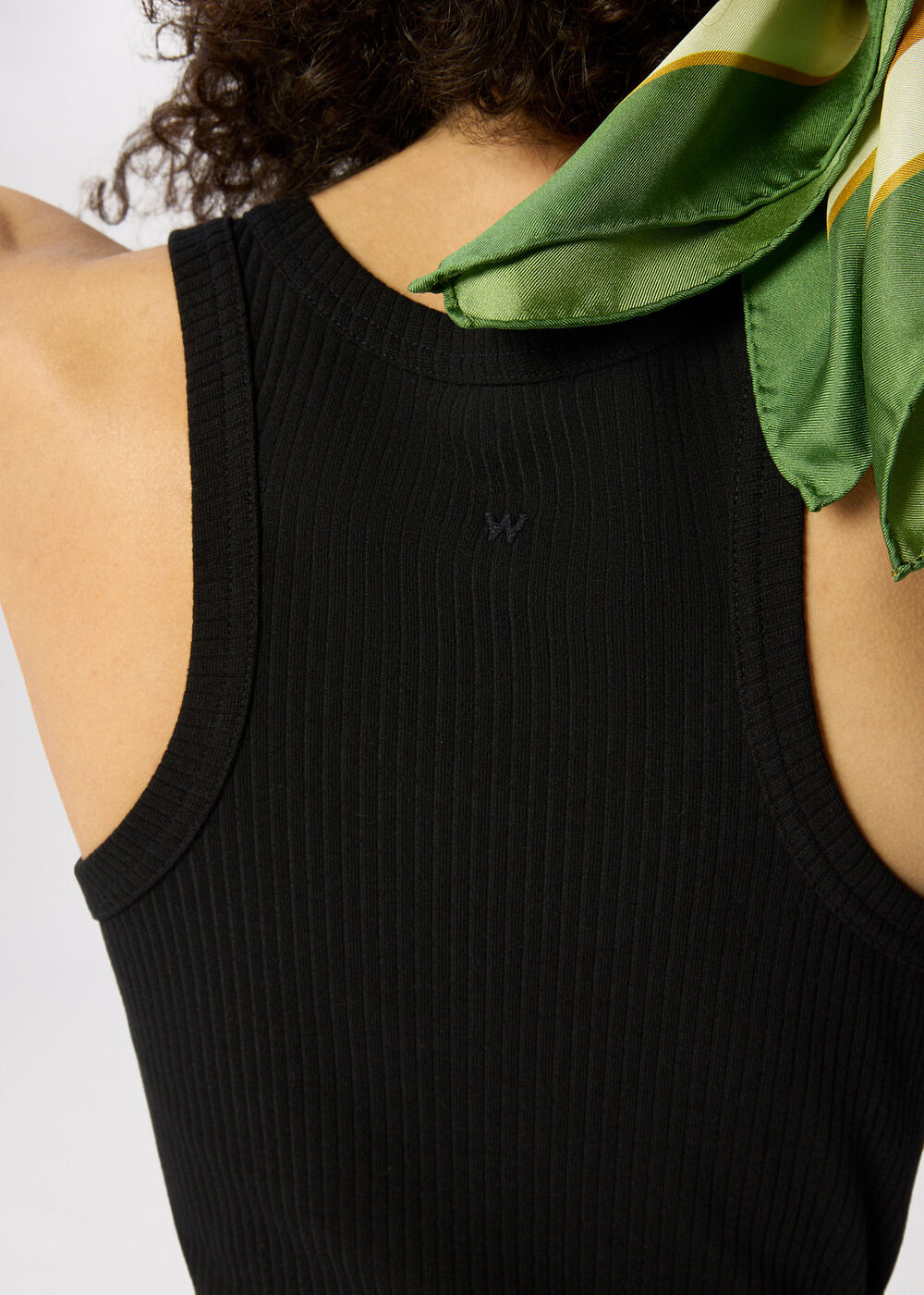 Ultimate Ribbed Scoop Vest