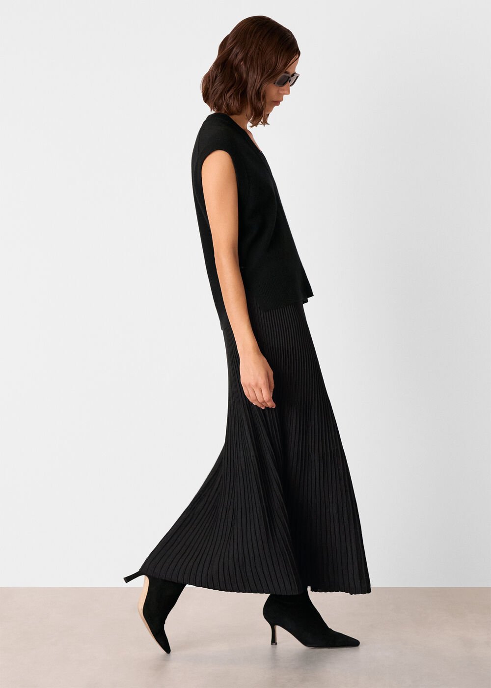Knitted Pleated Skirt