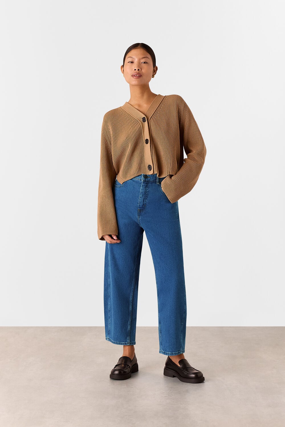 Petite Stretch Barrel Leg Jean