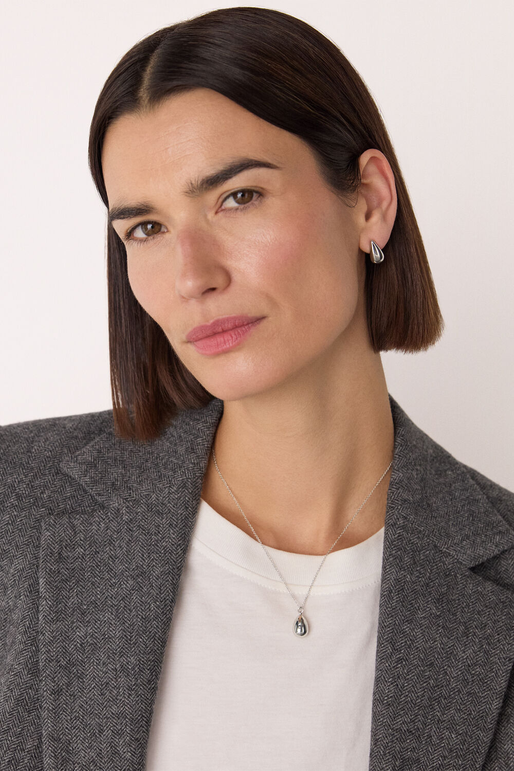 Teardrop Pendant Necklace