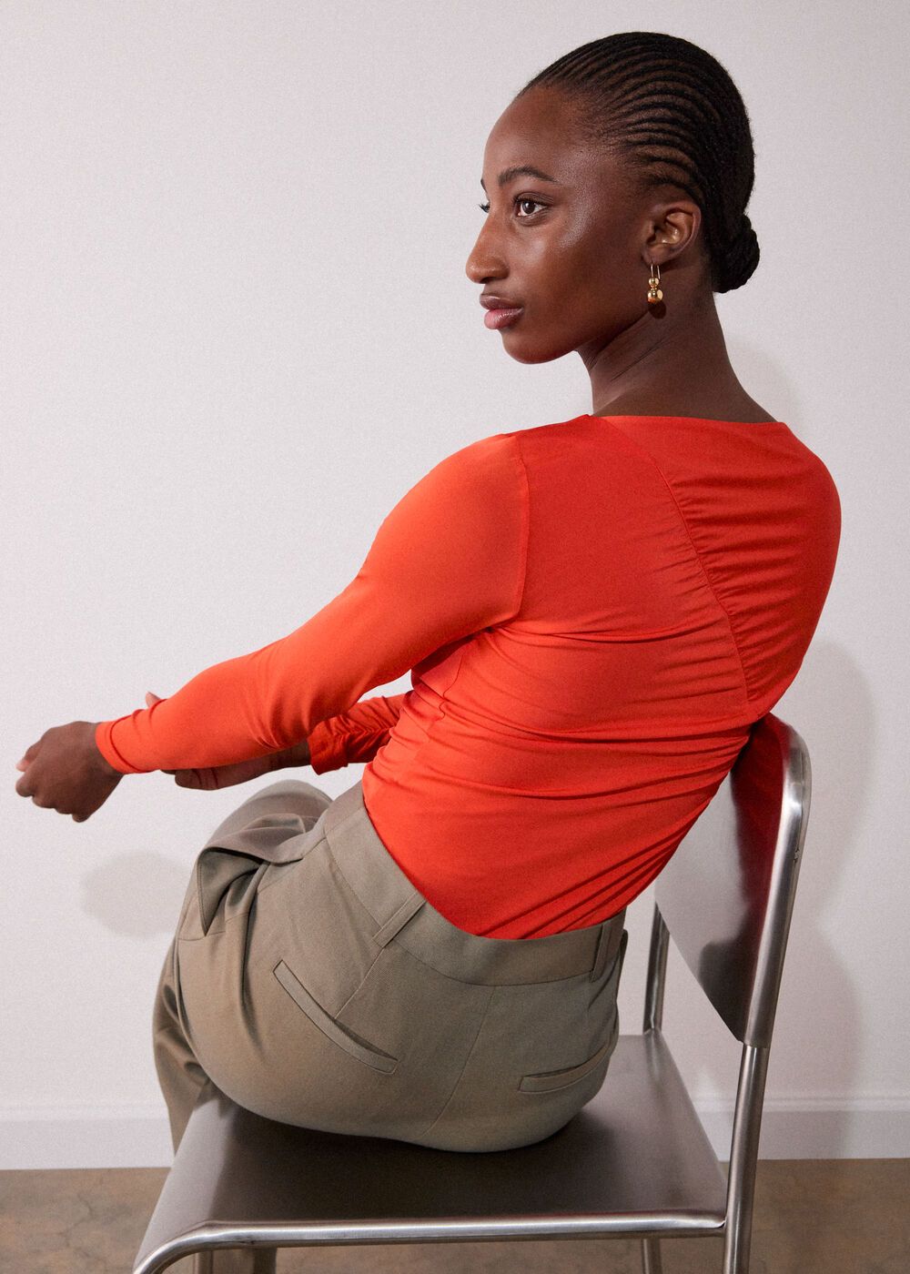 Asymmetric Gathered Top