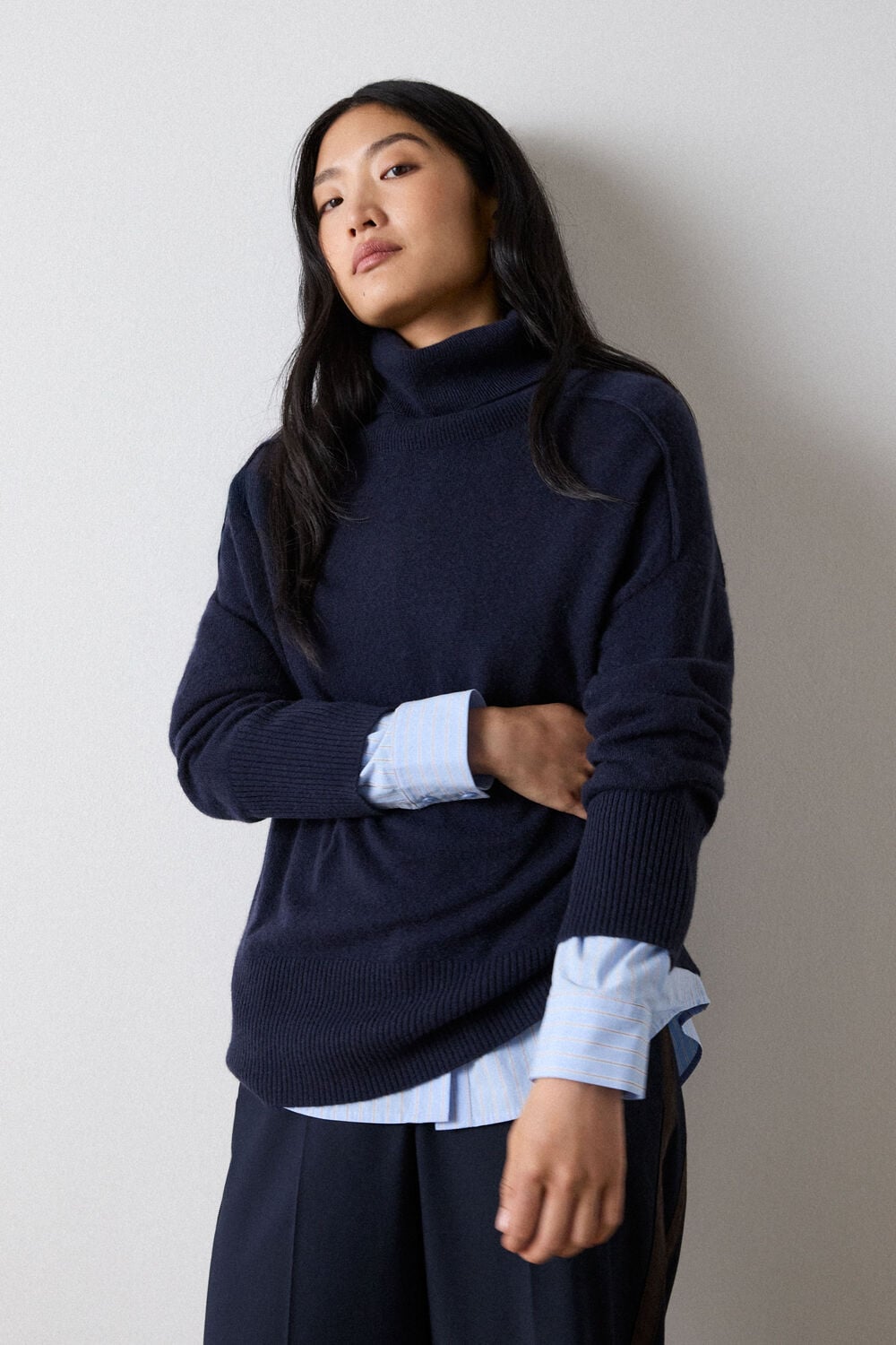 Navy Cashmere Seam Roll Neck Knit