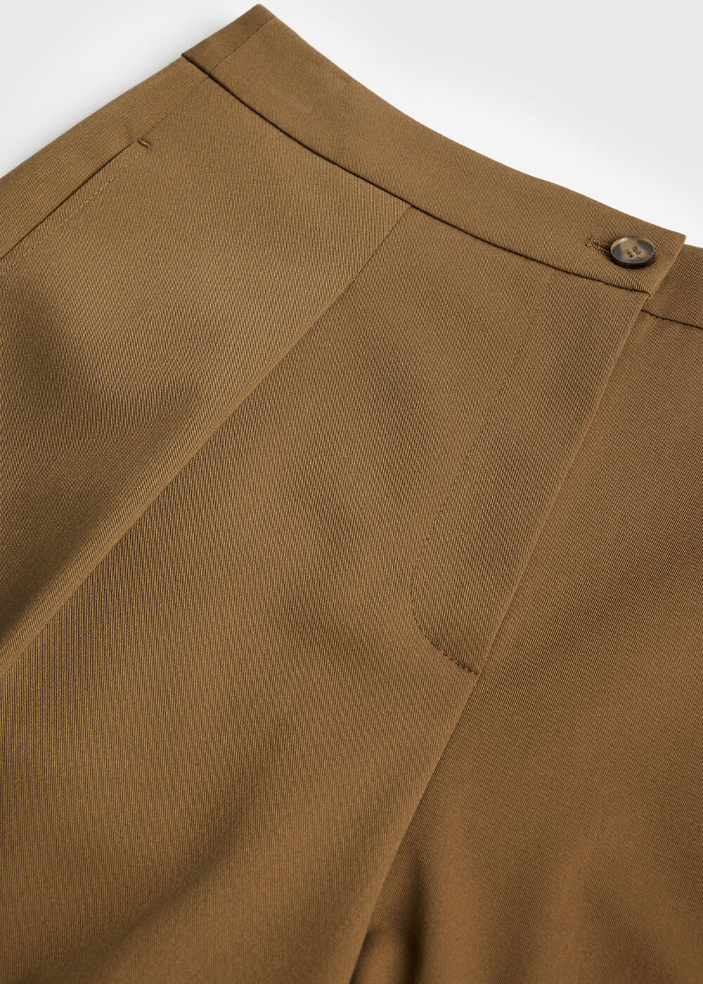Tailored Short