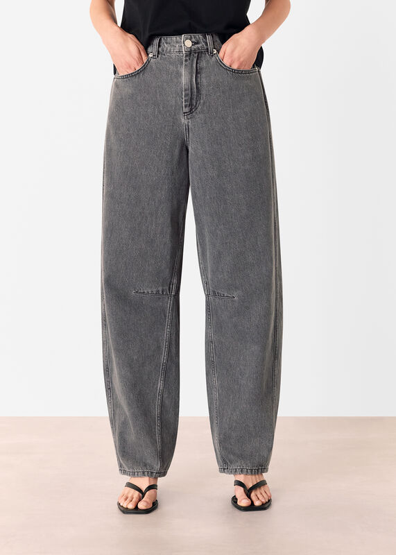 Grey Horseshoe Barrel Leg Jean