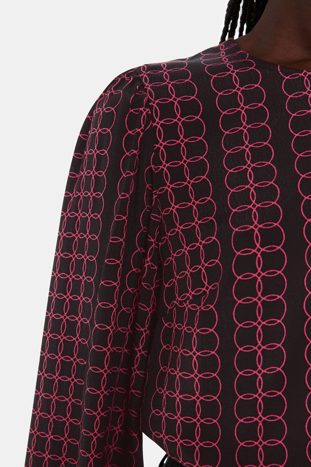 Circle Link Blouse