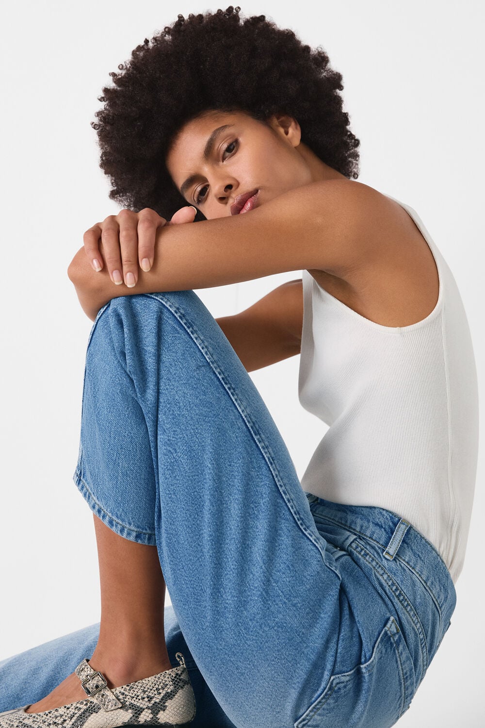 Light Wash Authentic Barrel Leg Jean