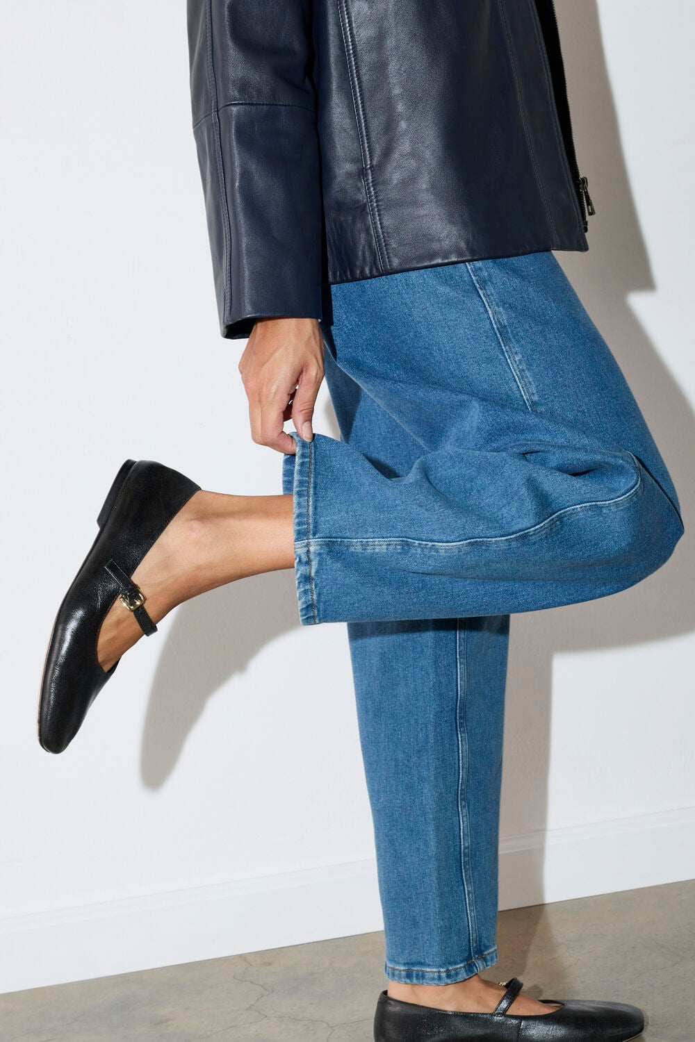 Denim Stretch Barrel Leg Jean