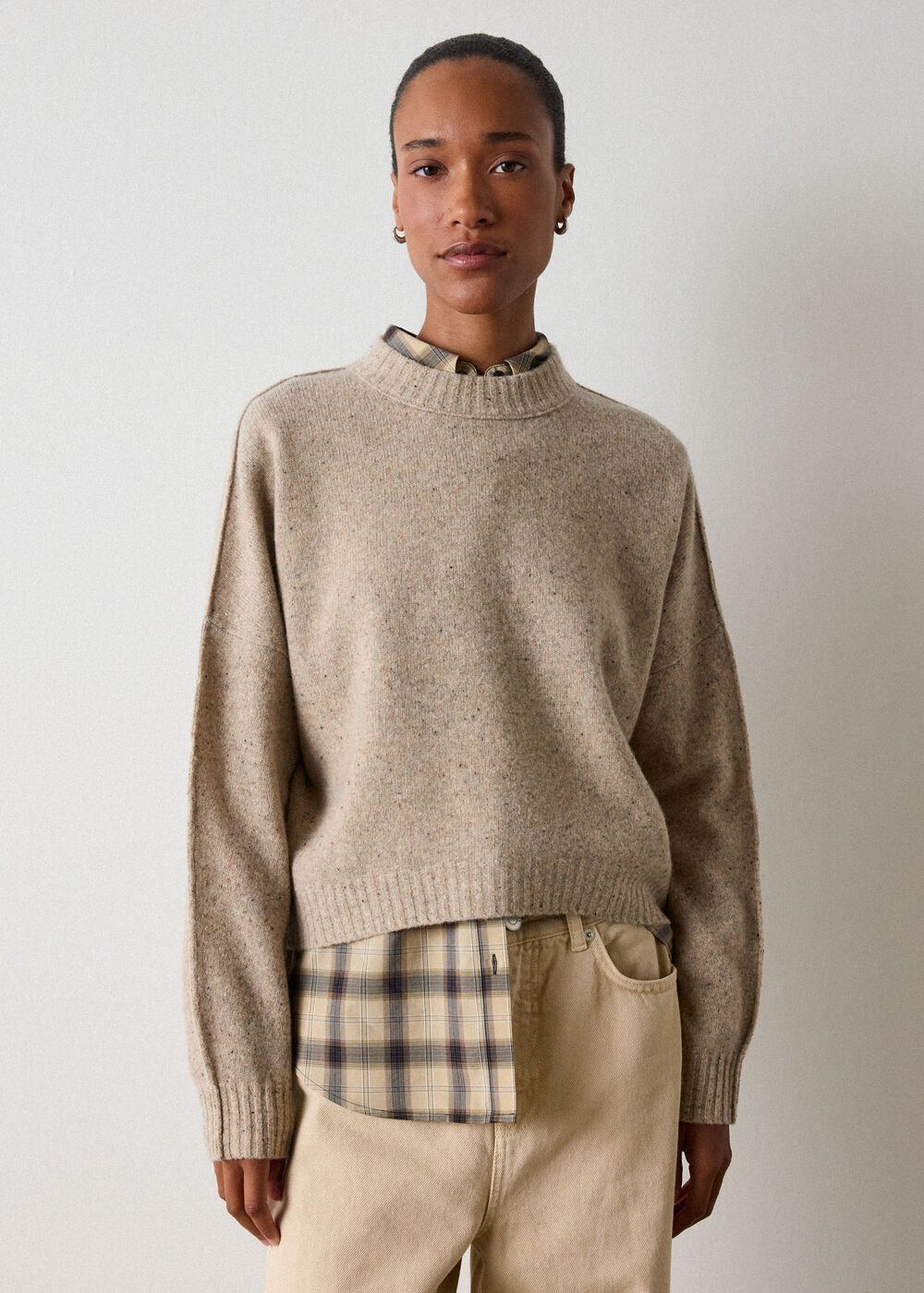 Neutral Wool Curved Hem Knit