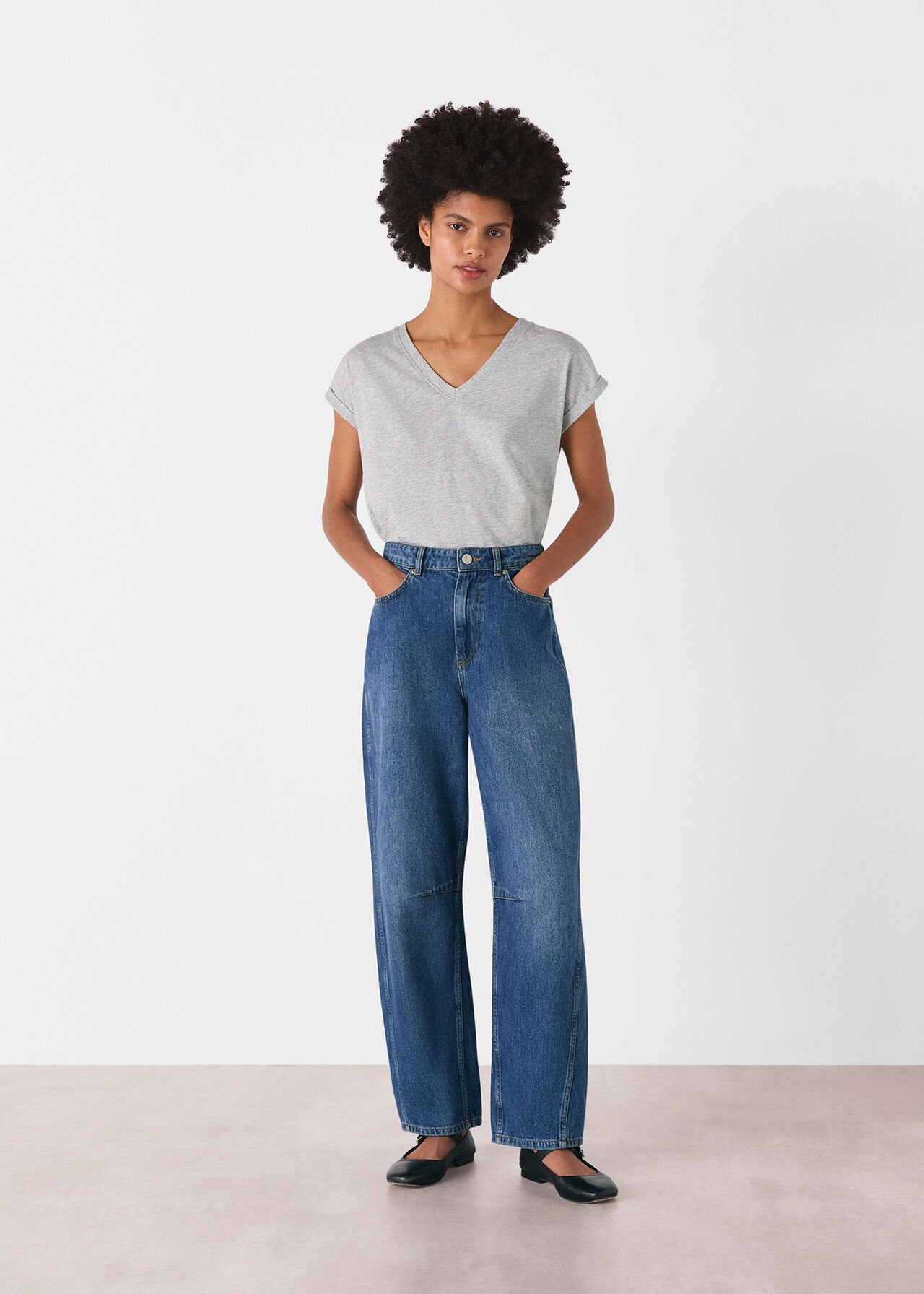 Willa V-Neck Cap Sleeve Tee
