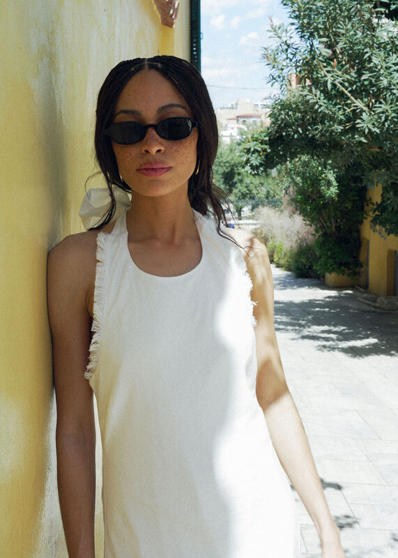 Black Slim Oval Sunglasses