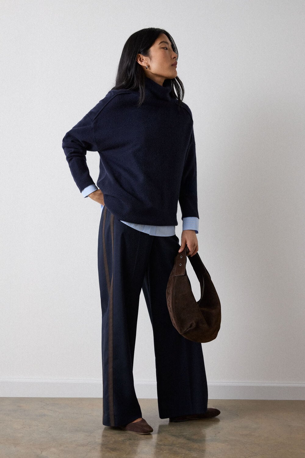 Cashmere Seam Roll Neck Knit
