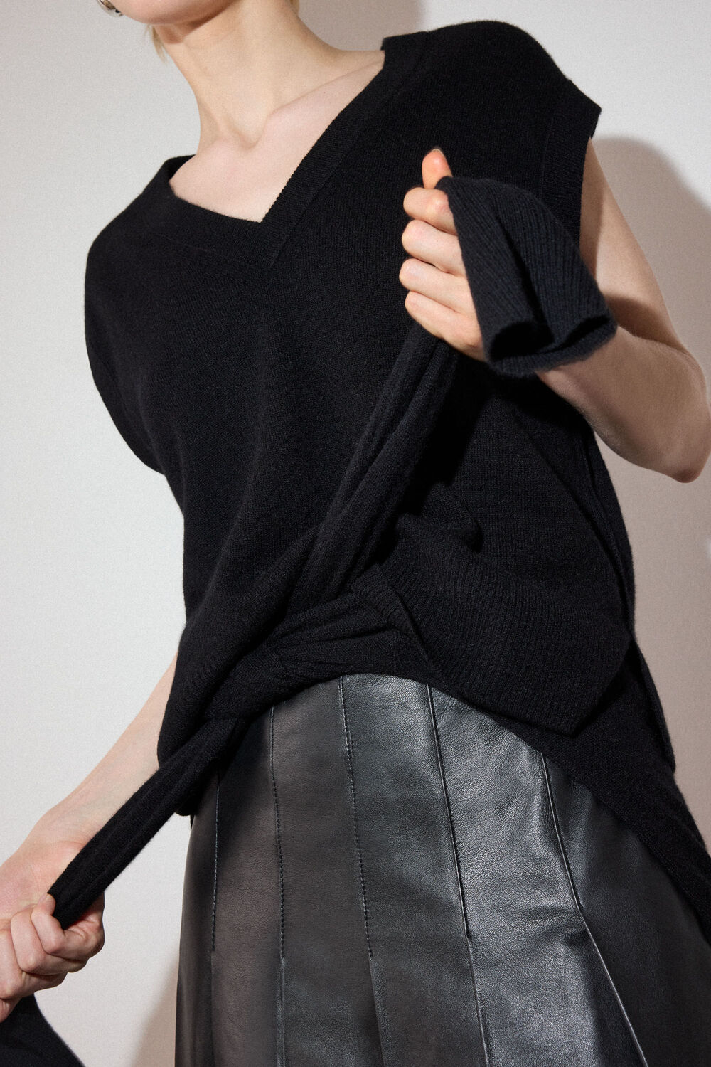 Black Cashmere V Neck Tank