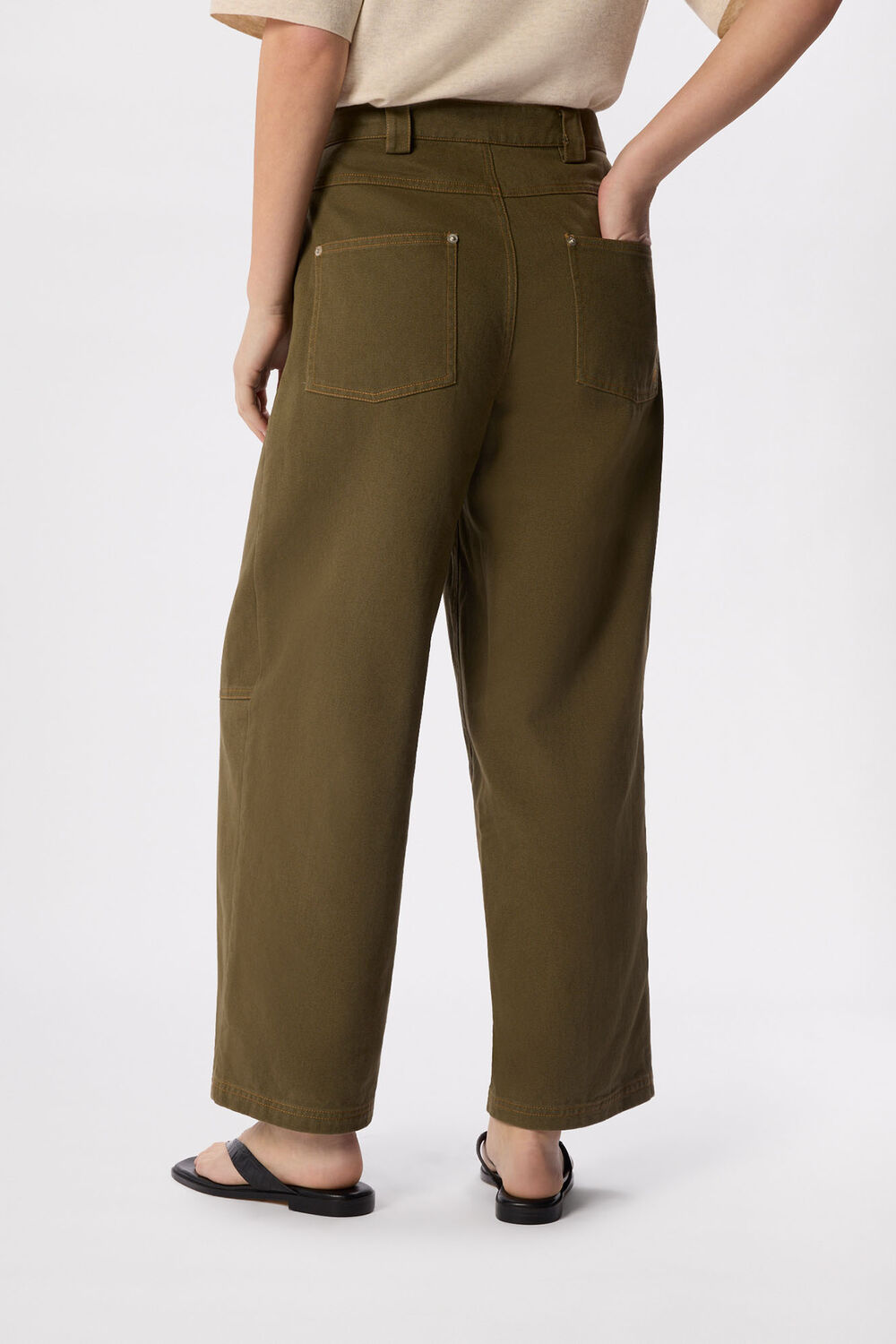 Khaki Barrel Mid Rise Trouser