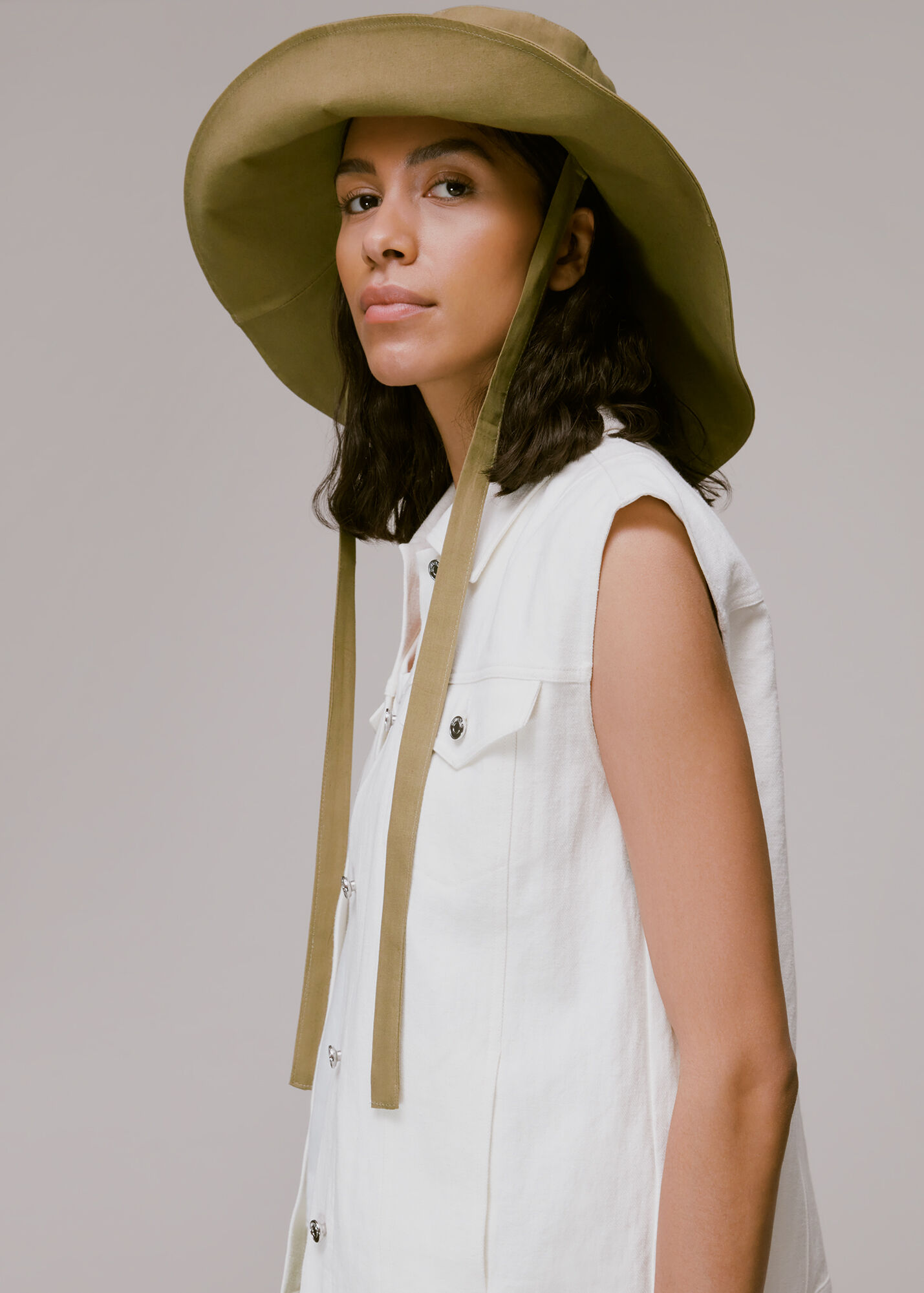 Sun hat with top ties