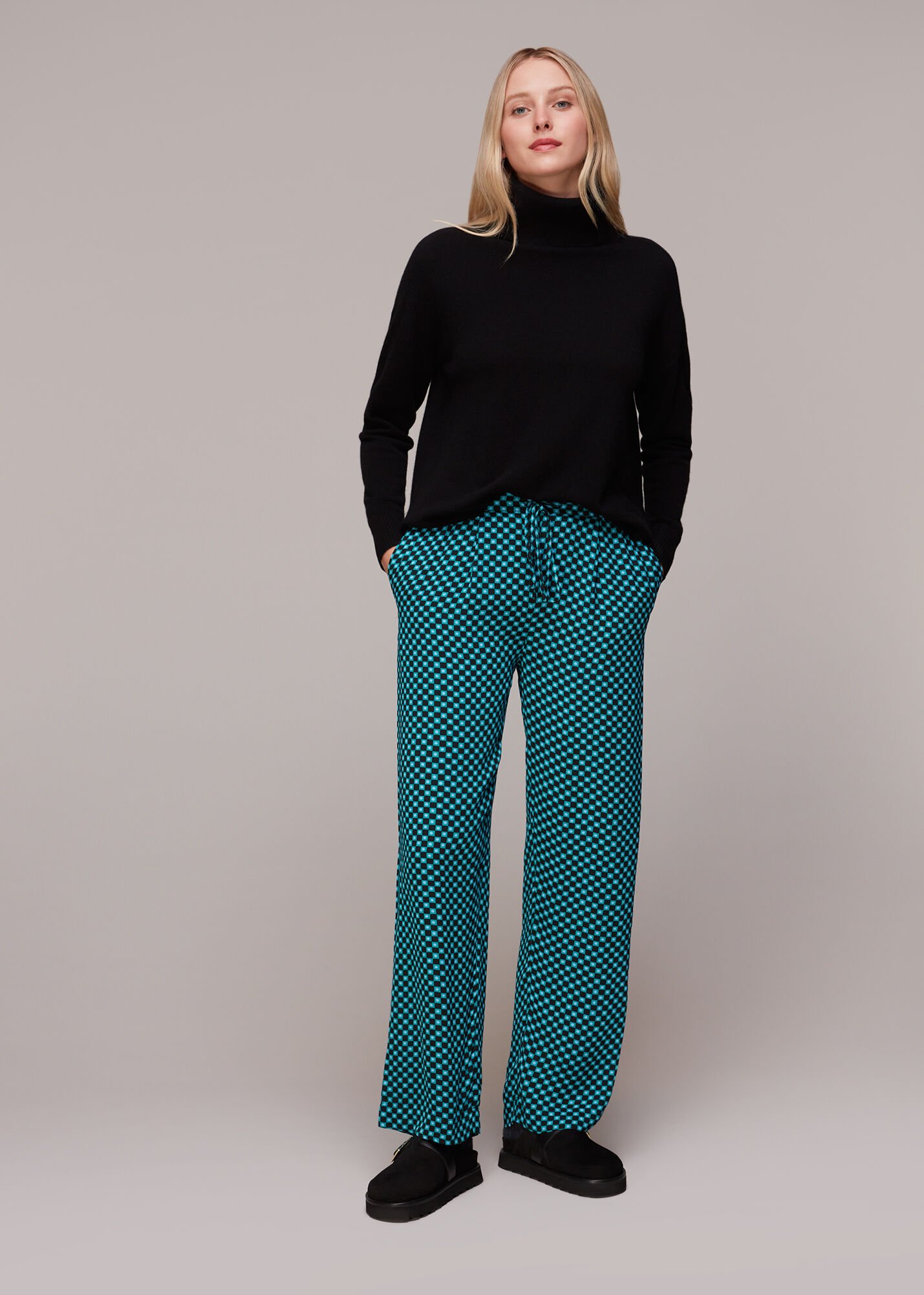 Star Print Trousers  N21  Official Online Store