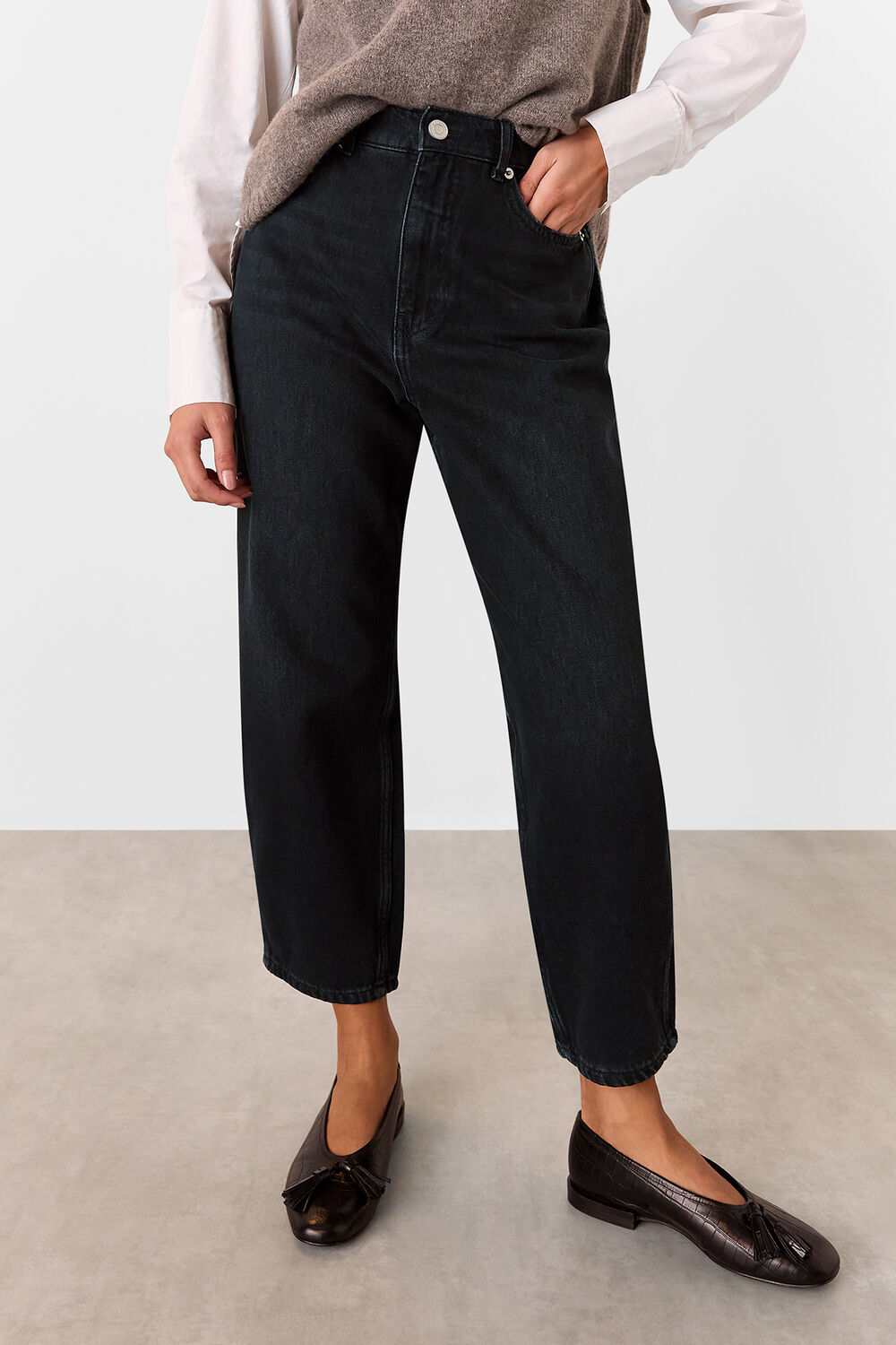 Black Petite Authentic Barrel Leg Jean