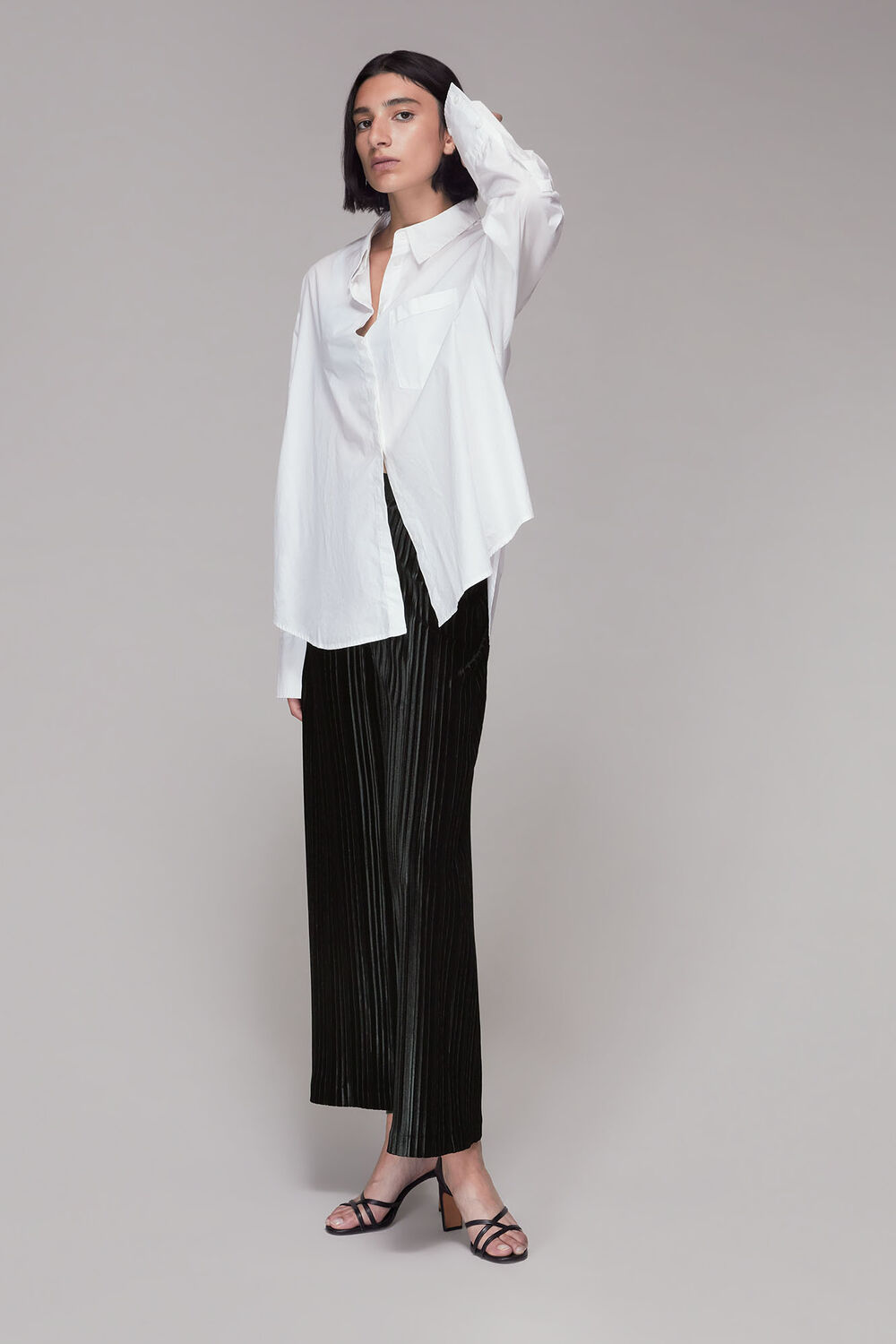 Sarai Velvet Pleated Trouser