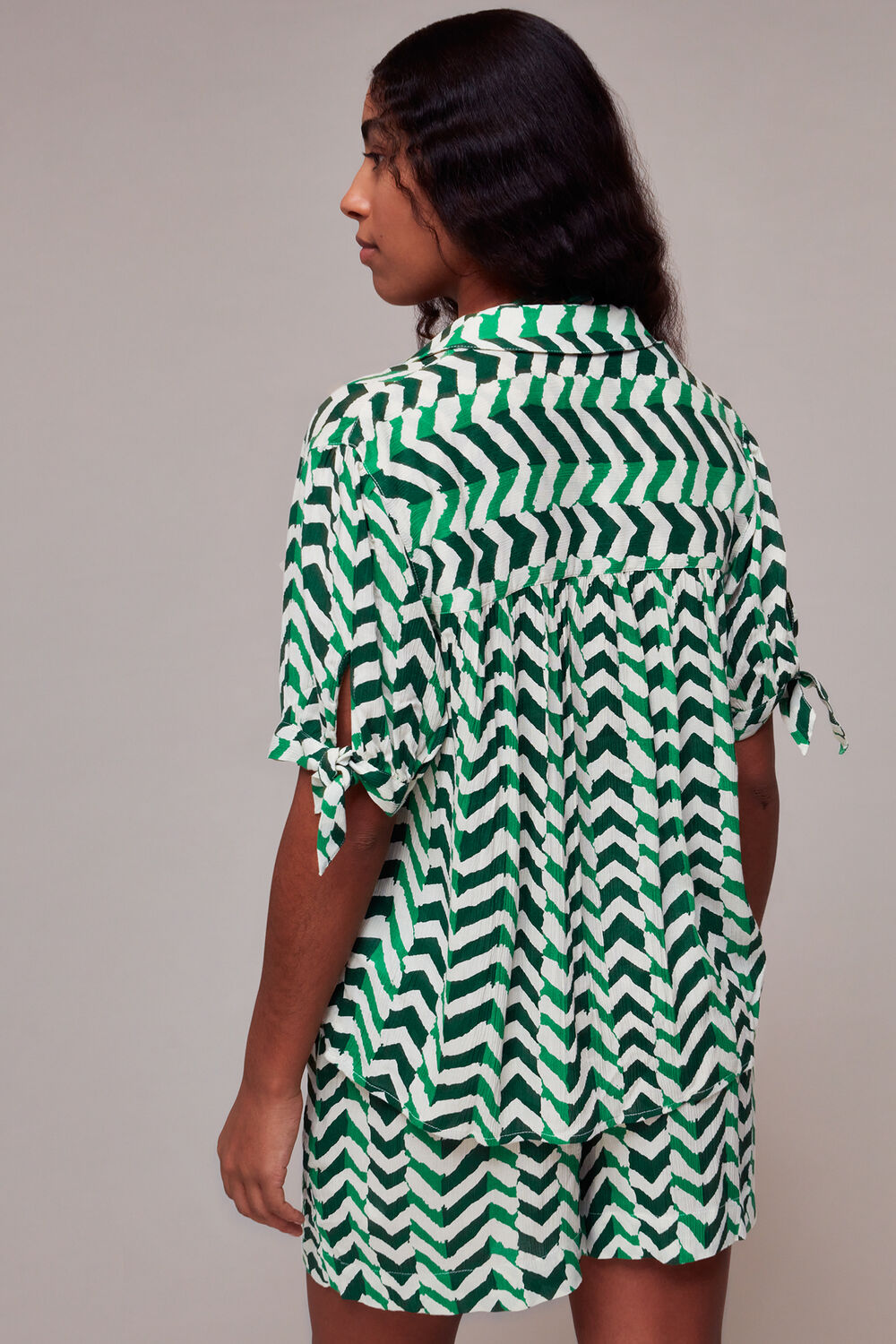 Chevron Tie Sleeve Beach Shirt