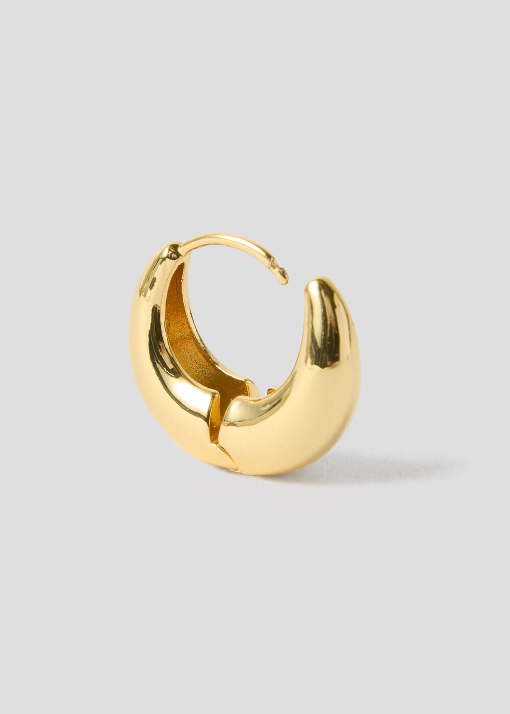 Gold Curved Huggie Hoop