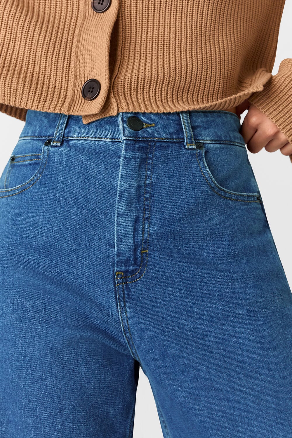 Petite Stretch Barrel Leg Jean