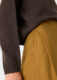 Side Pleat Tapered Trouser