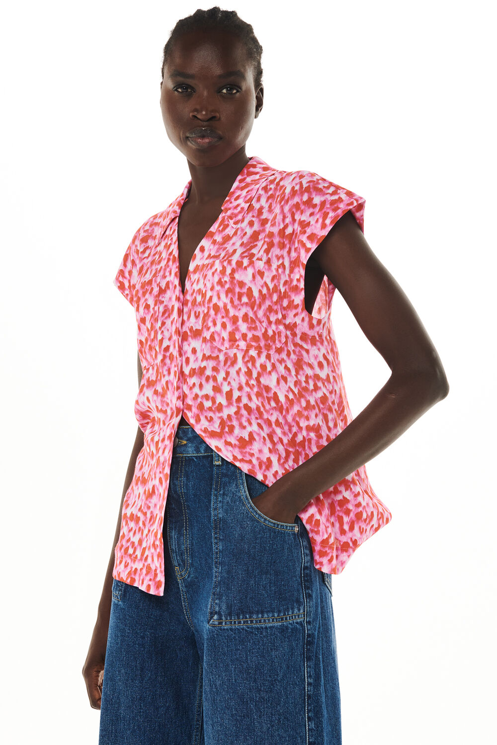 Pink Blurred Strokes Print Shirt