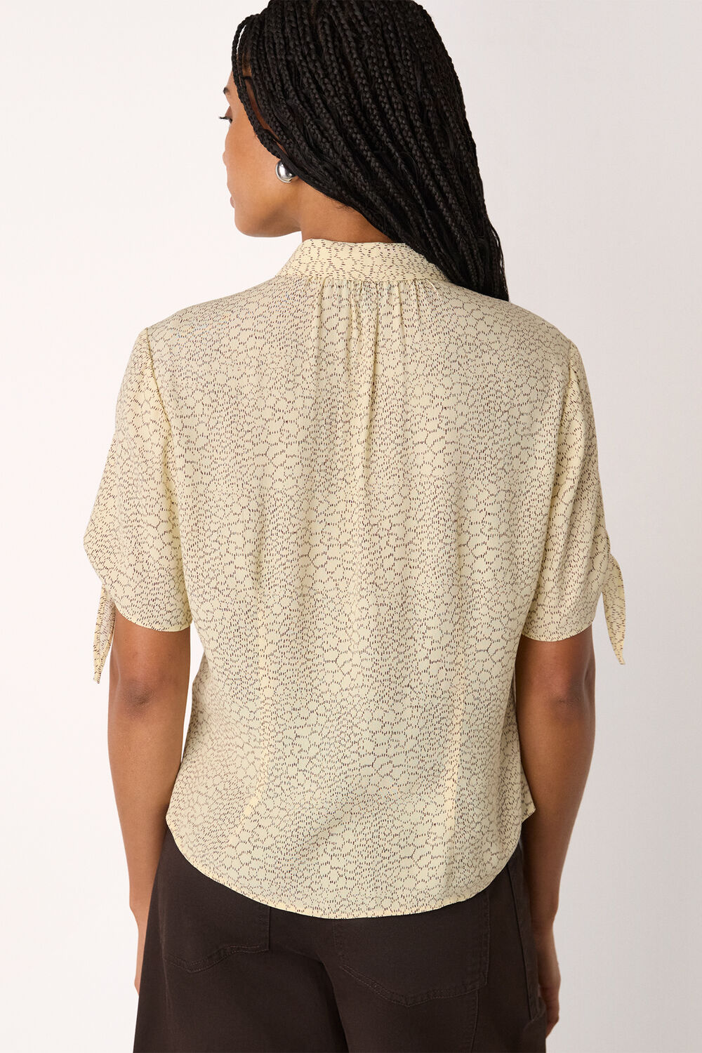 Ivory Dashed Marks Tie Sleeve Shirt