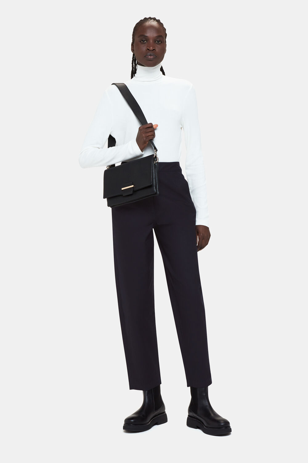Carla Barrel Cotton Trouser