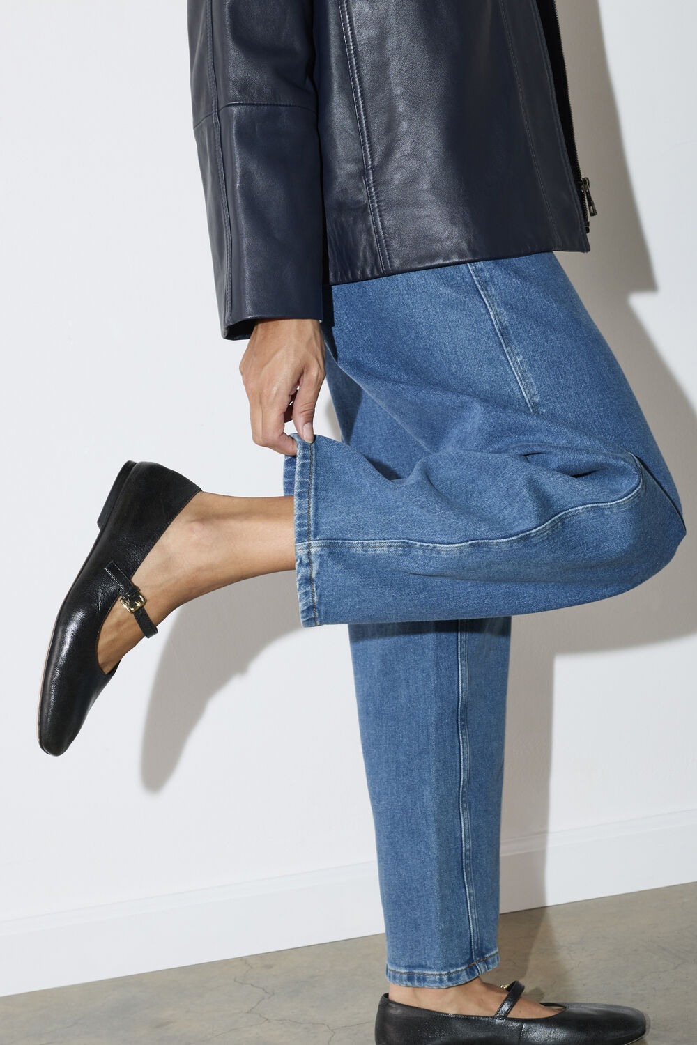 Denim Petite Stretch Barrel Leg Jean